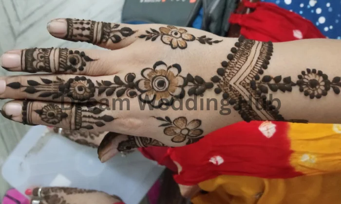 Banaras mehandi art